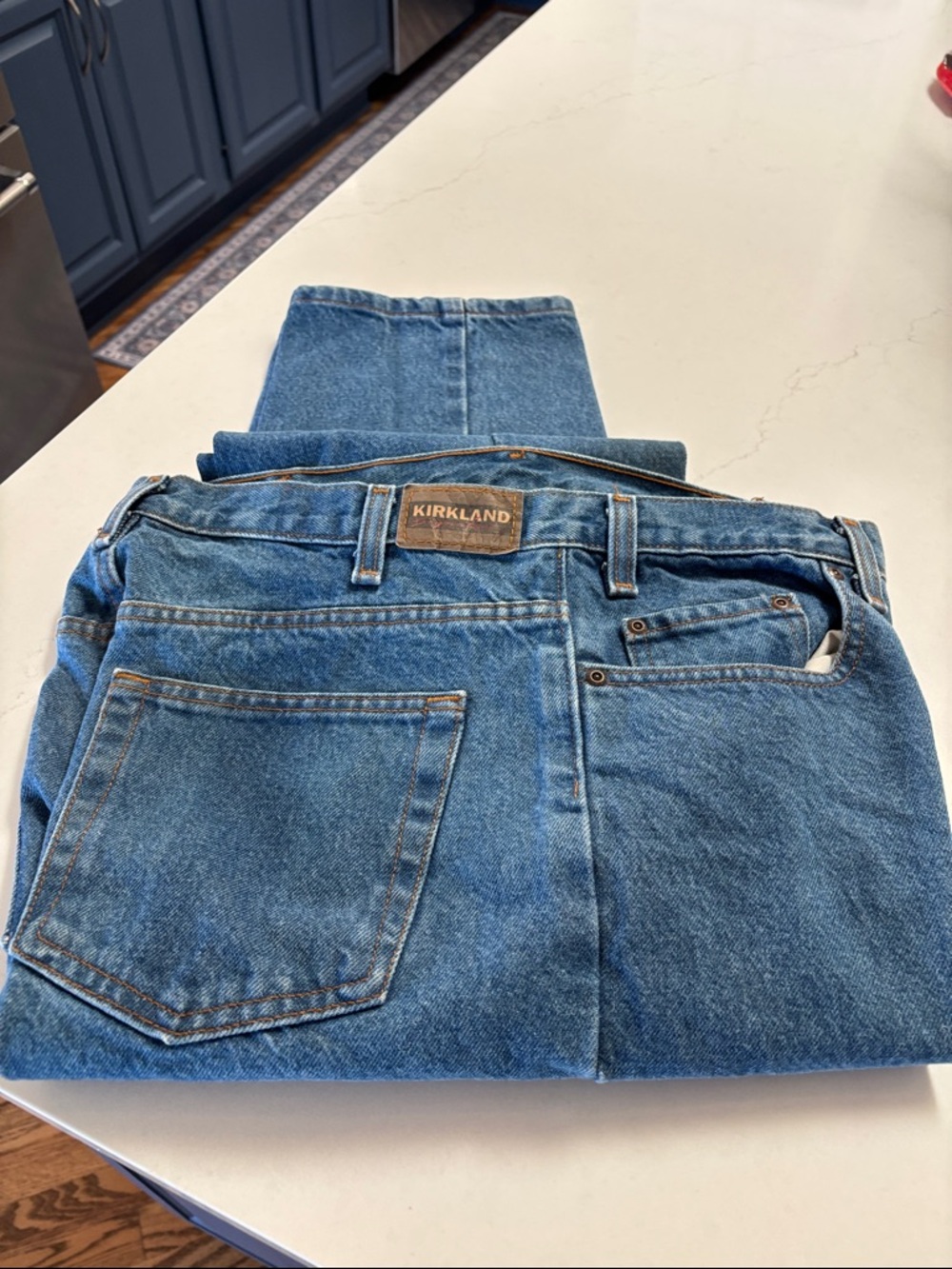 Kirkland Signature Men's Classic Blue Relaxed Jeans